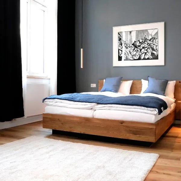 klein & fein Gästehaus，位于施韦尔姆的酒店