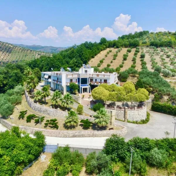 Hotel Horizont，位于Kuçovë的酒店