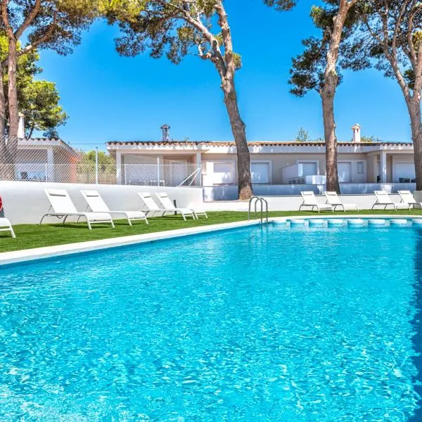 Villas Sunset Alcossebre Casa Azahar，位于阿尔考斯布里的酒店