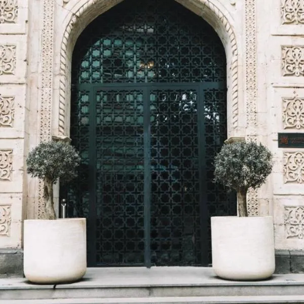 Qarvasla Hotel，位于第比利斯的酒店