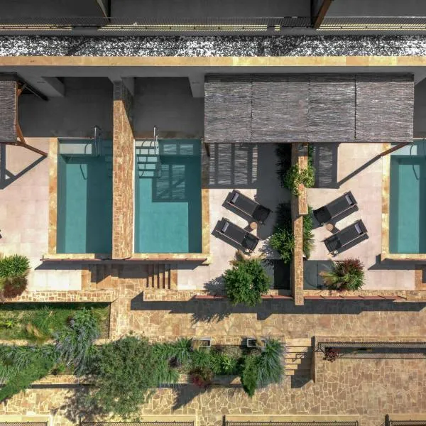 Pnoes Luxury Suites，位于帕利乌里翁的酒店