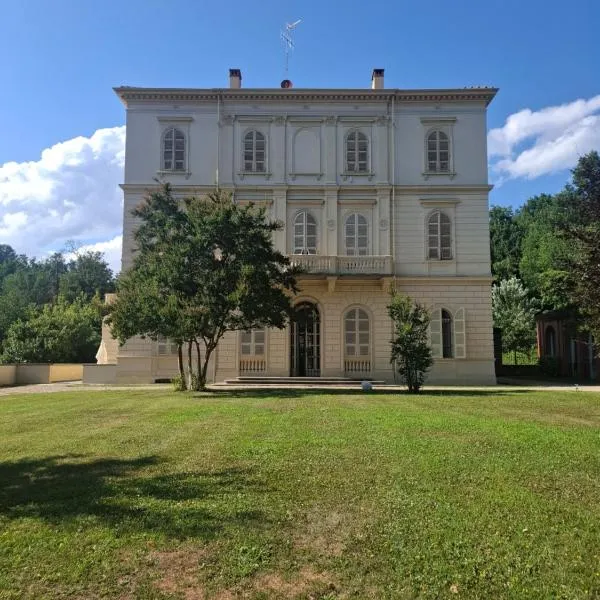 Villa Favorita，位于布拉的酒店