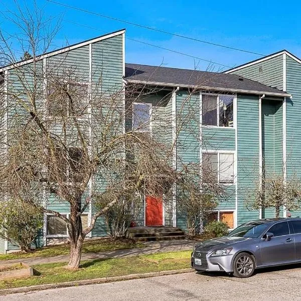 Private Room "Apple" by UW，位于西雅图的酒店