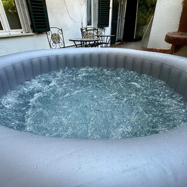 Lungarno - Giardino e Vasca Spa，位于比萨的酒店