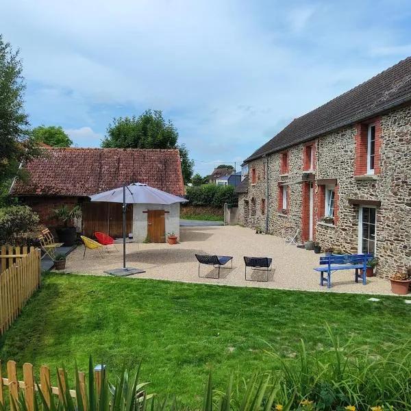 House for 9 people，位于Saint-Clair-sur-lʼElle的酒店