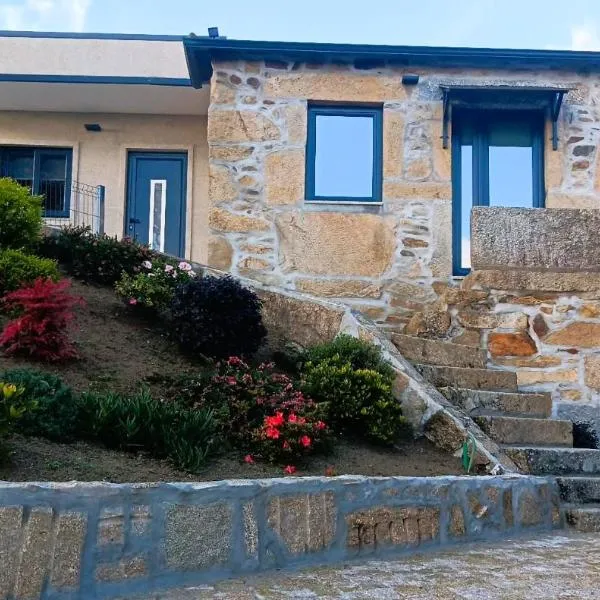 Os Paizinhos do Arrujo，位于辛方伊什的酒店