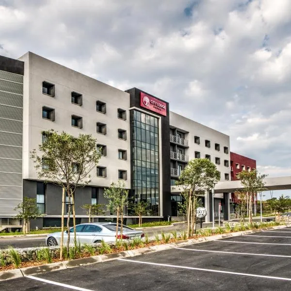 City Lodge Hotel Waterfall City，位于米德兰的酒店