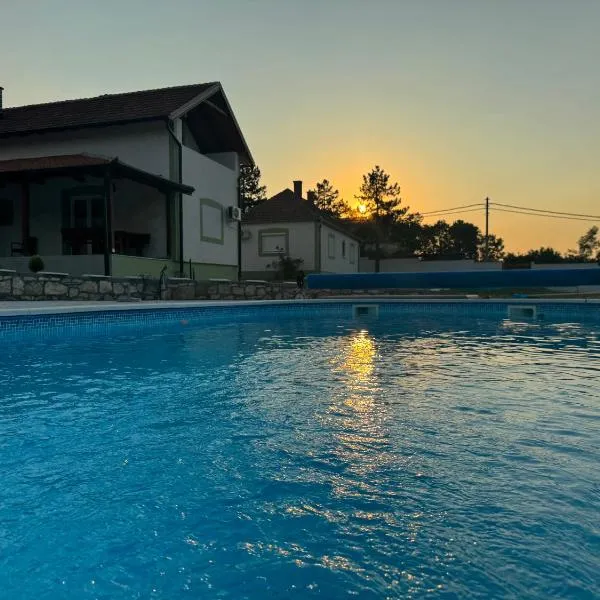 Forest House，位于Beljina的酒店