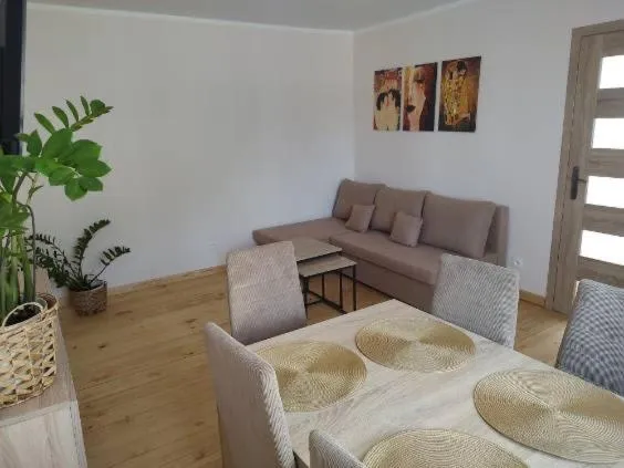Słoneczny apartament przy Ratuszu，位于伊拉华的酒店