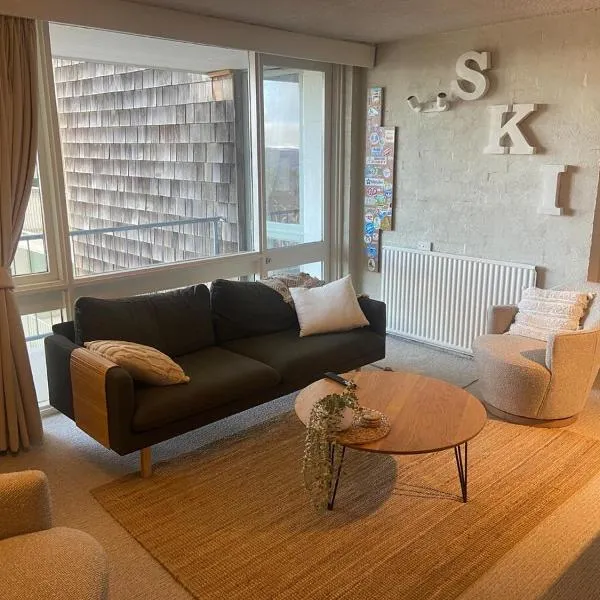 On mountain apartment Twin Towers 304B，位于布勒山的酒店