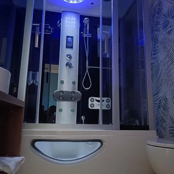 Luxury Rooms Bari，位于巴里的酒店