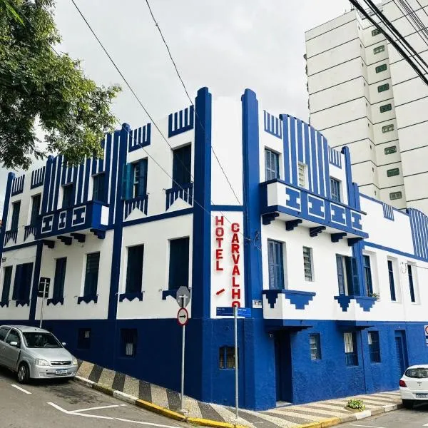Hotel Carvalho，位于布拉干萨-保利斯塔的酒店
