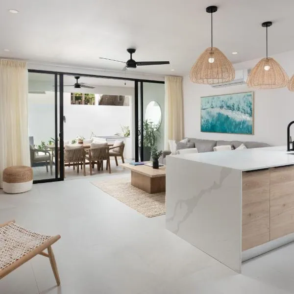 The Carlton Barbados - Luxury Townhouse Rental，位于圣詹姆斯的酒店