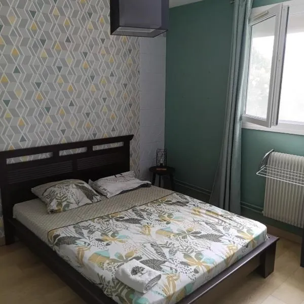 Chambre privée chez l'habitant - La Chambre Jade，位于科洛米耶的酒店