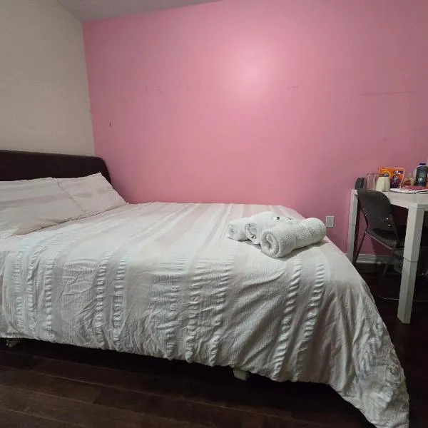 Cozy Room 4mins from Ottawa-Gatineau Airport，位于加蒂诺的酒店