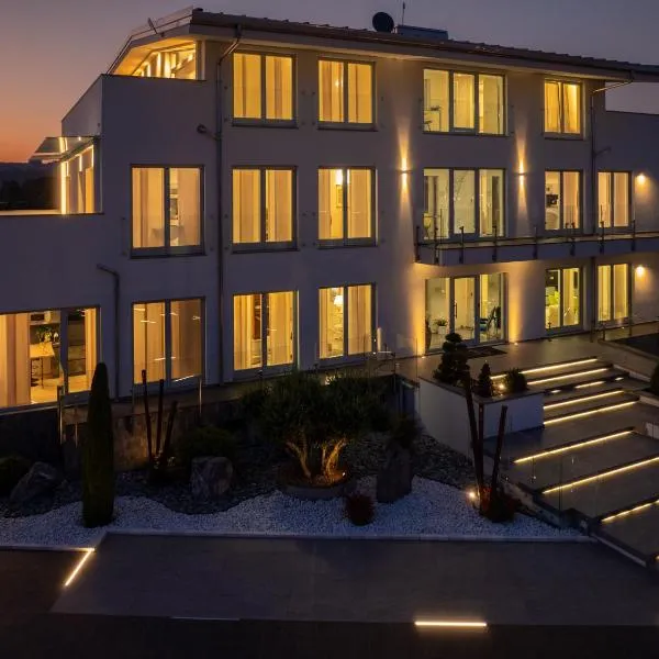 Alba Bra Royal Apartments - 1，位于布拉的酒店