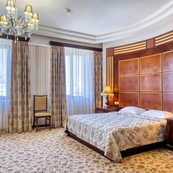 Spa Hotel Grace Forum，位于埃里温的酒店