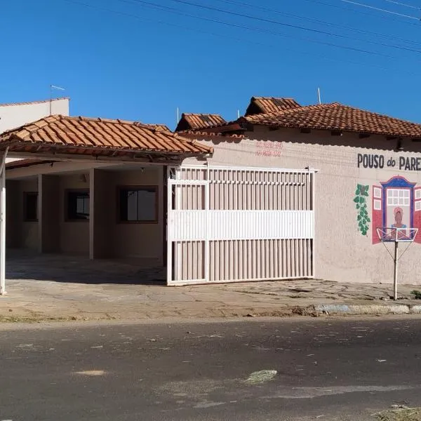 Pouso do parente，位于皮雷诺波利斯的酒店