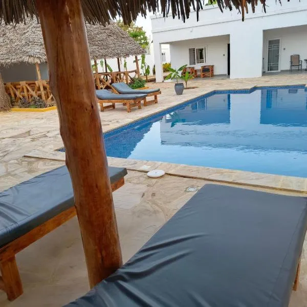 Diamond White Resort，位于南威的酒店