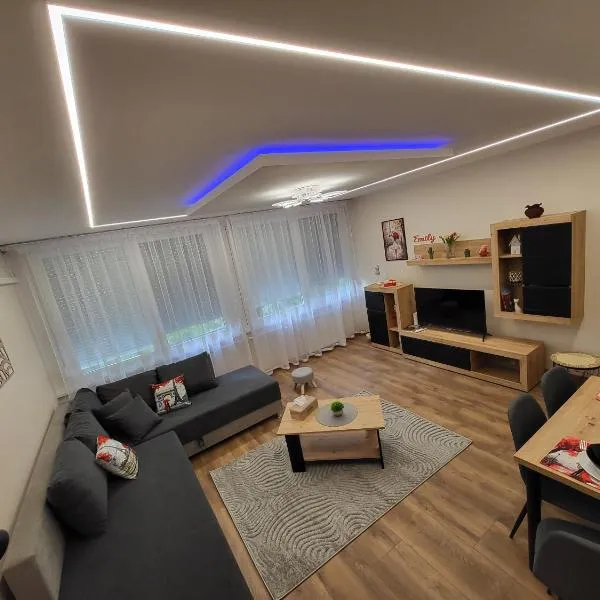 Emily Apartman Salgótarján，位于绍尔戈陶尔扬的酒店