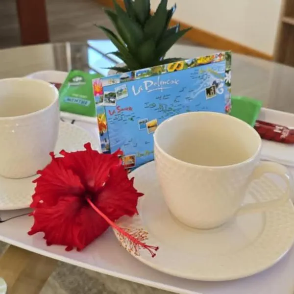 Tahiti Kalihi Lodge，位于Faremi的酒店