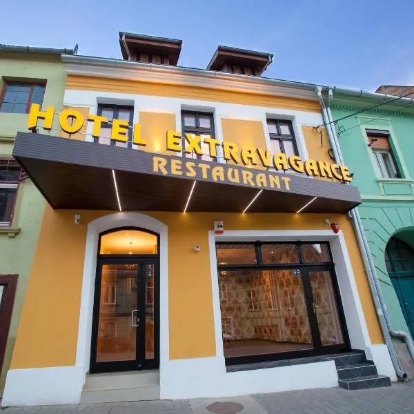 Extravagance Hotel，位于Stejărenii的酒店