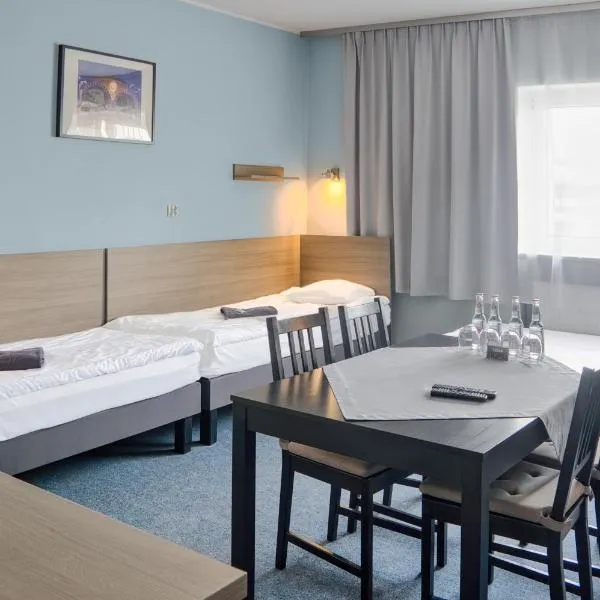 Hostel Azymut，位于弗热希尼亚的酒店