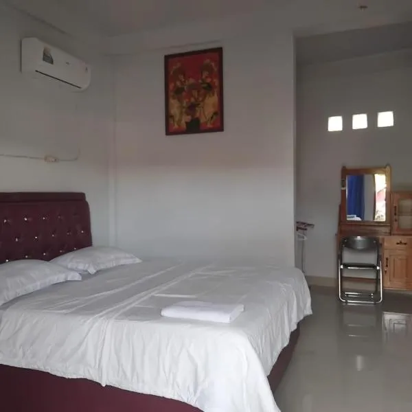 Hotel Tropicana，位于Tentena的酒店