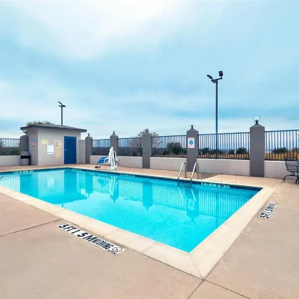 马布尔福尔斯6号汽车旅馆，位于马布尔福尔斯的酒店