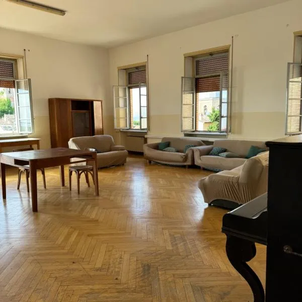 Ostello Fondazione Cardarelli，位于里帕特兰索内的酒店
