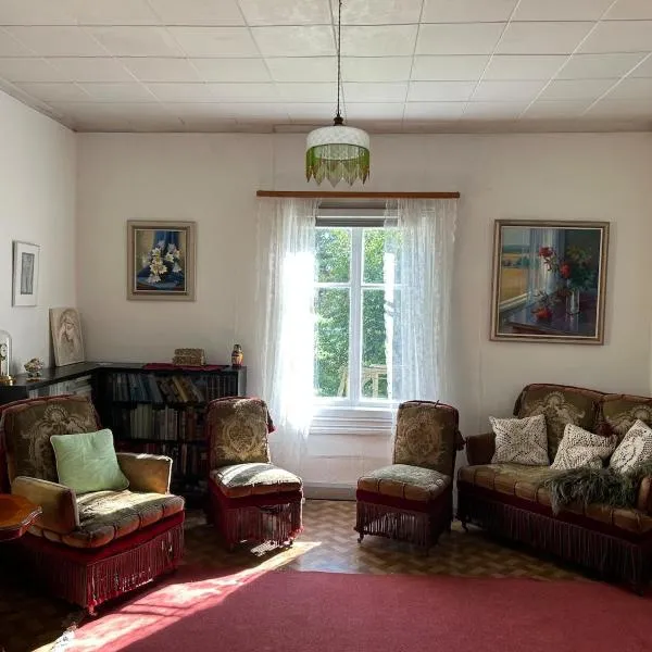 Atmoshperic countryside house，位于Vehmaa的酒店