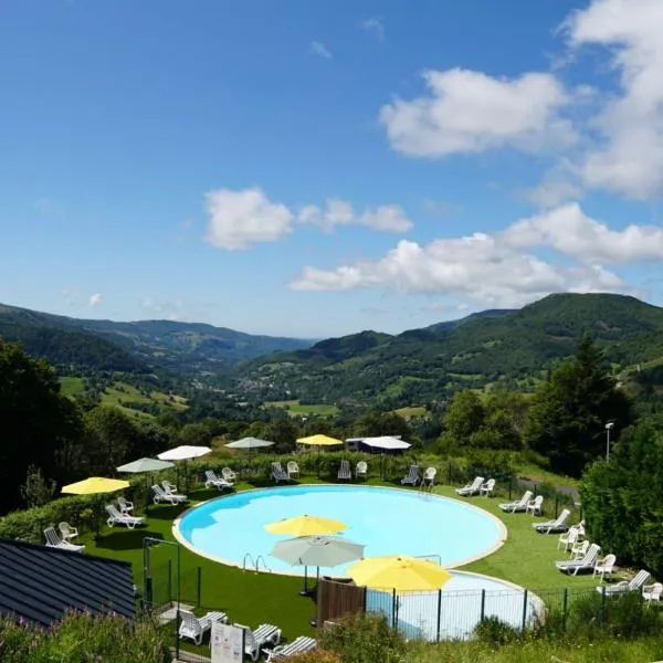 Village Montanha Lioran，位于圣雅克·德波尔的酒店