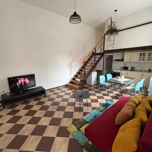 Holiday loft U Kotynku，位于卢日尼采河畔韦塞利的酒店