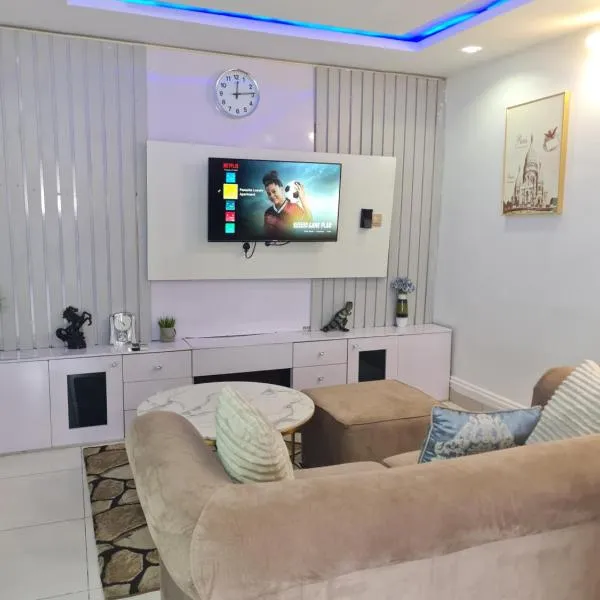 The Panache Luxury Apartment，位于伊凯贾的酒店