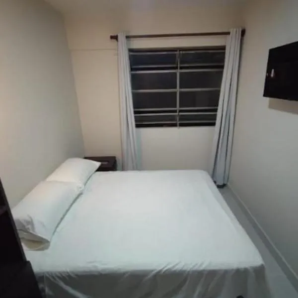 Amaca Hostal，位于圣克鲁斯的酒店