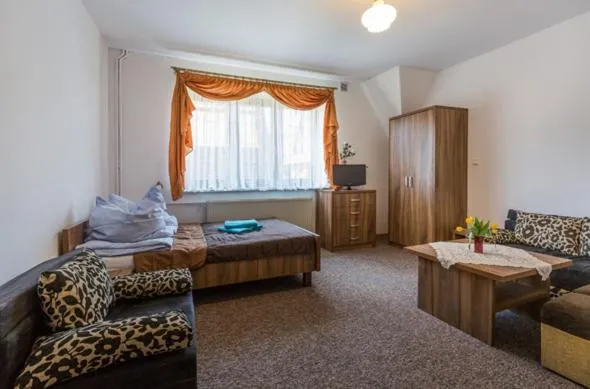 Apartamenty i Pokoje Gościnne DZIEDZIC Józef，位于苏凯的酒店
