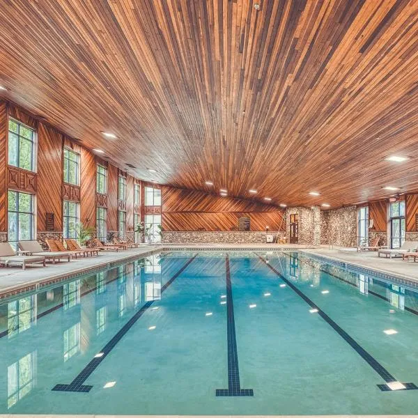 Bonneville Hot Springs Resort & Spa，位于North Bonneville的酒店
