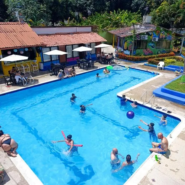 Hotel Palma Paraíso，位于梅尔加的酒店