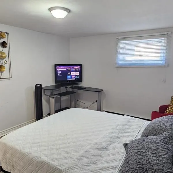 Deluxe Room in a Cozy Apt，位于圣约翰的酒店