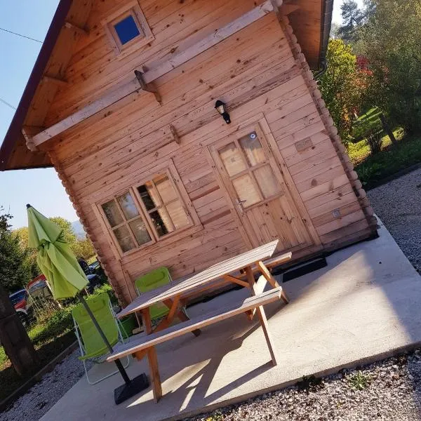Chalet chaleureux - Ecureuil，位于Maisod的酒店