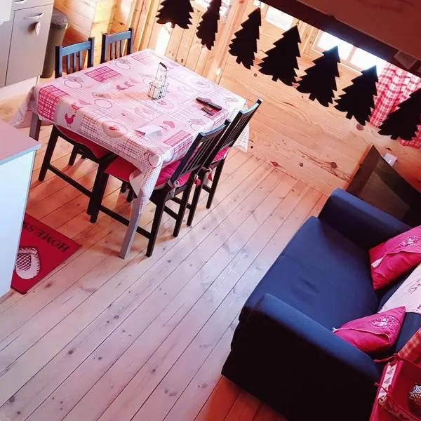 Chalet chaleureux - Herisson，位于Maisod的酒店