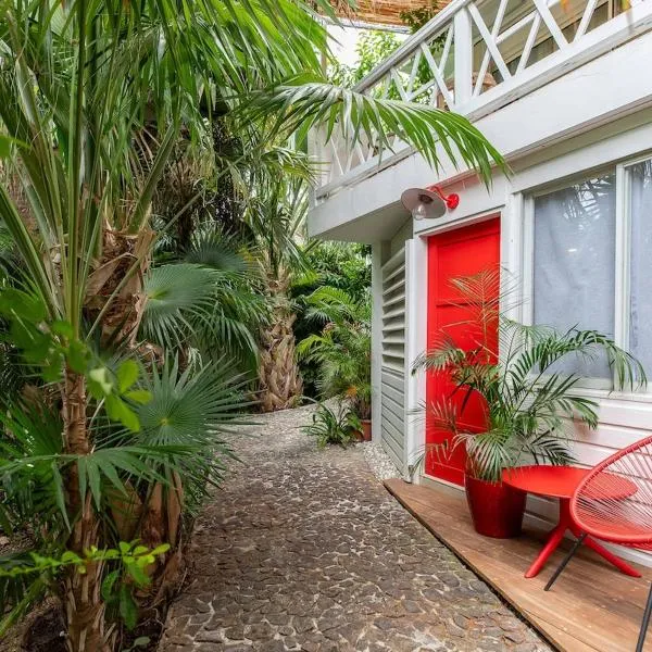 St Jean studio steps away from the beach，位于Saint-Jean的酒店