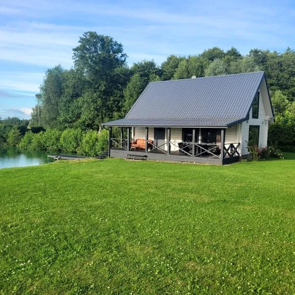 Nuomojama sodyba Rokiškio rajonas , Aukštakalnių kaimas ,Ežero gatvė 2，位于Kuosiai的酒店