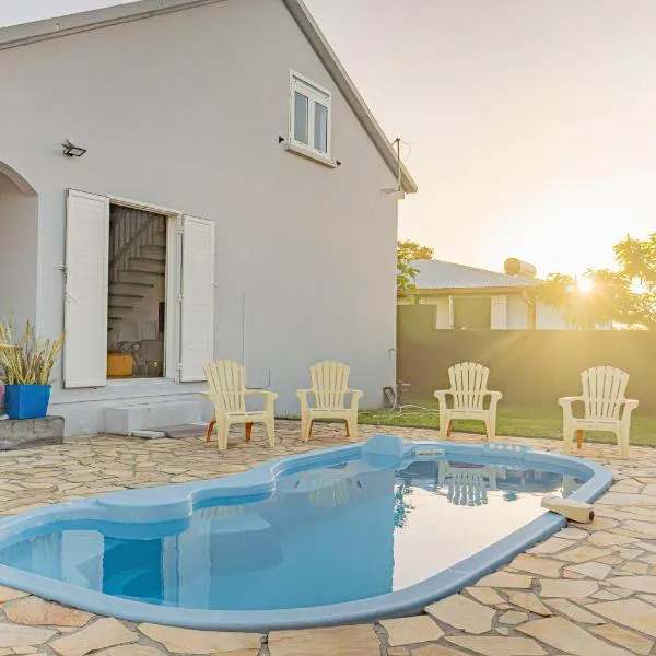 VILLA SANTIBANEZ - Piscine - 8pers - By Sister Home，位于Le Patelin的酒店