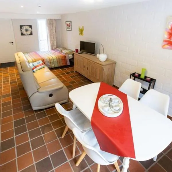 Vakantie-studio in natuurgebied Hengelhoef，位于胡塔伦的酒店