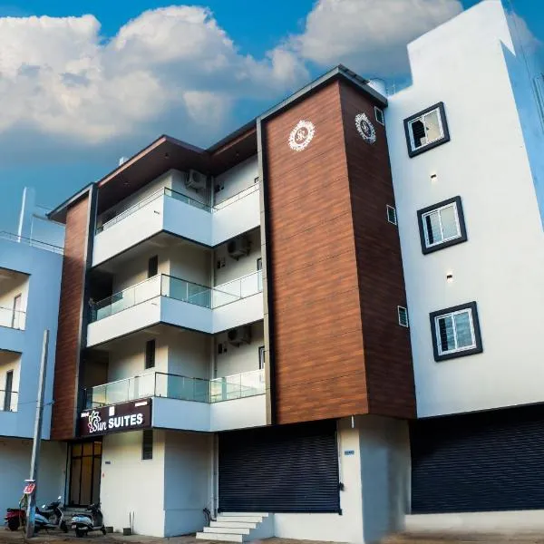 Hotel Sun Suites - A unit of SUN Group - Spacious Rooms - Brand New Building，位于蒂鲁帕蒂的酒店