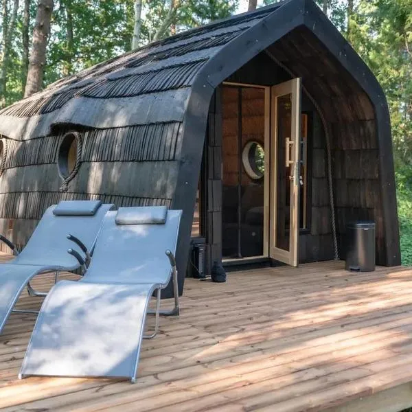 Hundi Holiday Home Cabin "Paat"，位于Hiiessaare的酒店