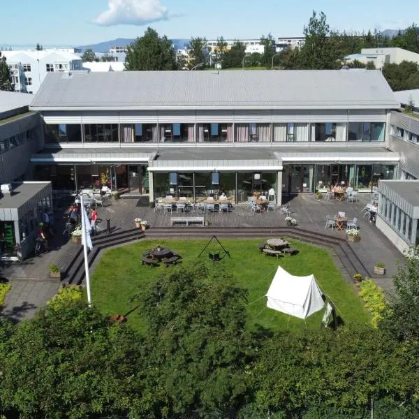 Dalur - HI Eco Hostel，位于雷克雅未克的酒店