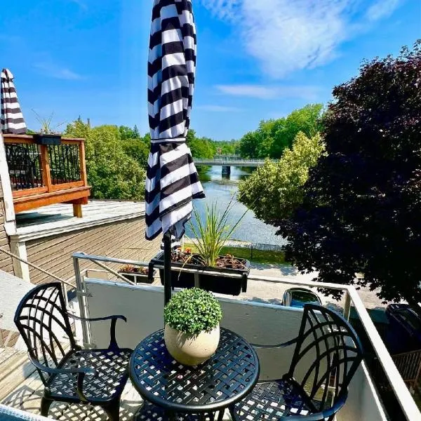 European Style Open Concept Oasis on the Tay River Basin，位于珀斯的酒店