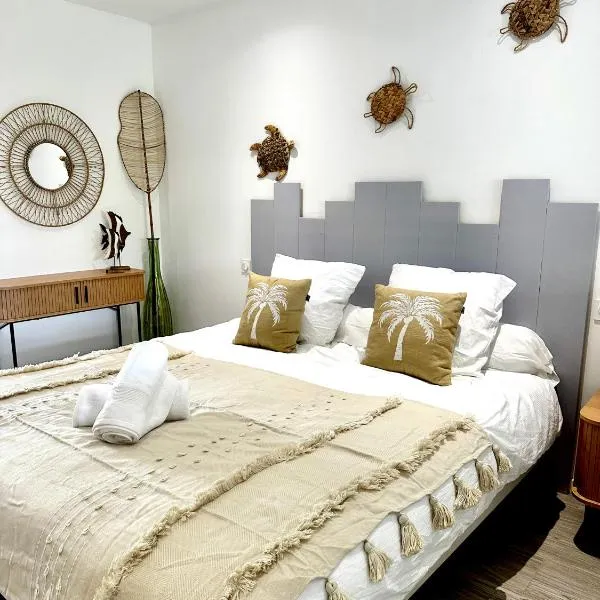 happy place at anse marcel, private beach，位于Anse Marcel 的酒店